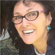 Insegnante madrelingua francese con laurea conseguita in Francia ed esperienza trentennale impartisce lezioni per ogni livello ed esigenza